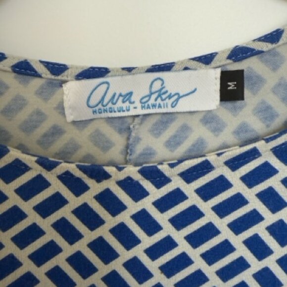 Fighting Eel Ava SkyTop Size M - Picture 2 of 3